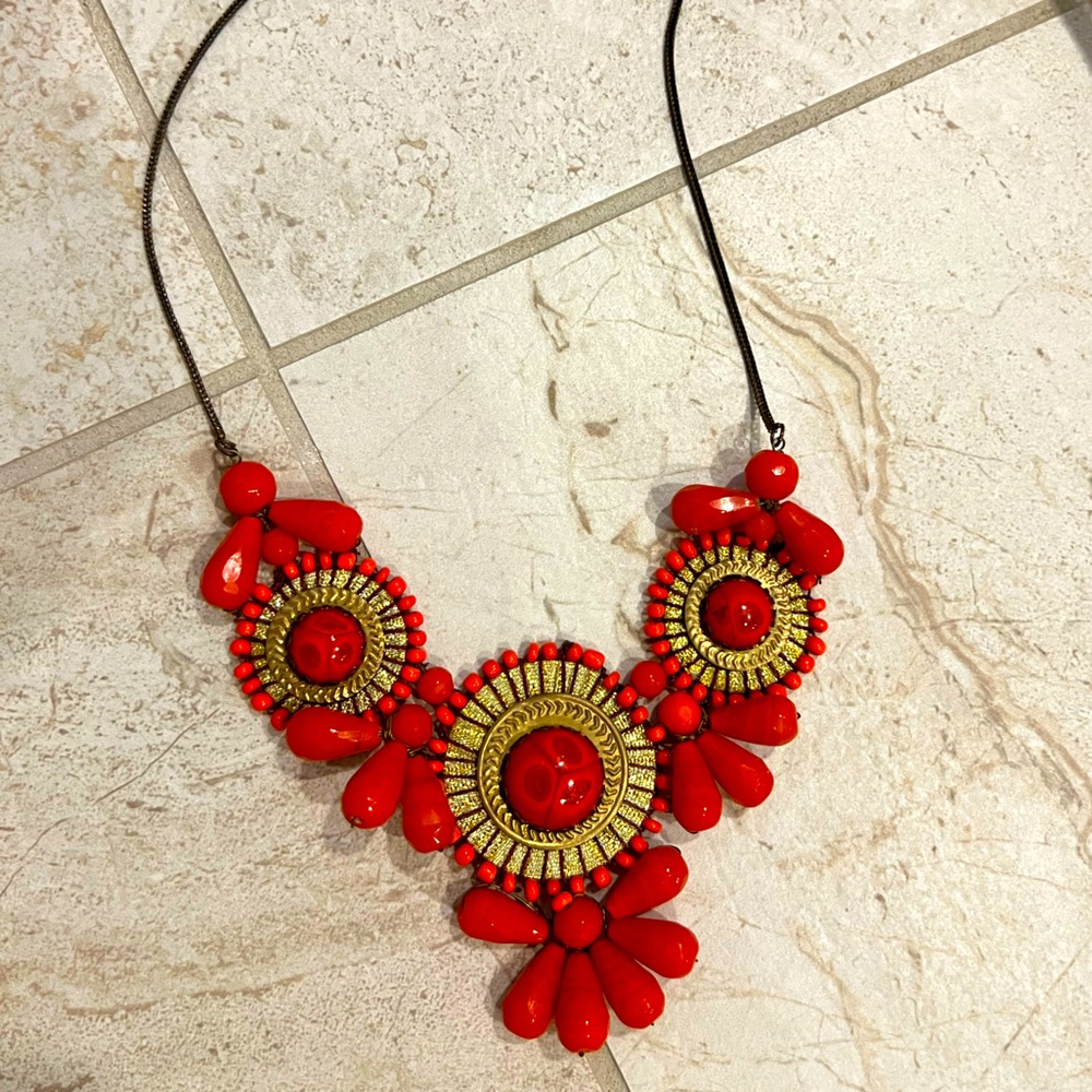 Beautiful orange women’s necklace